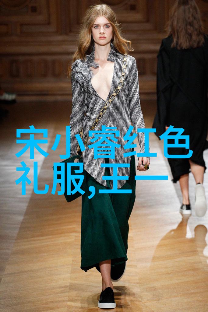 今年流行的女生发型短发与长发并重时尚新潮流