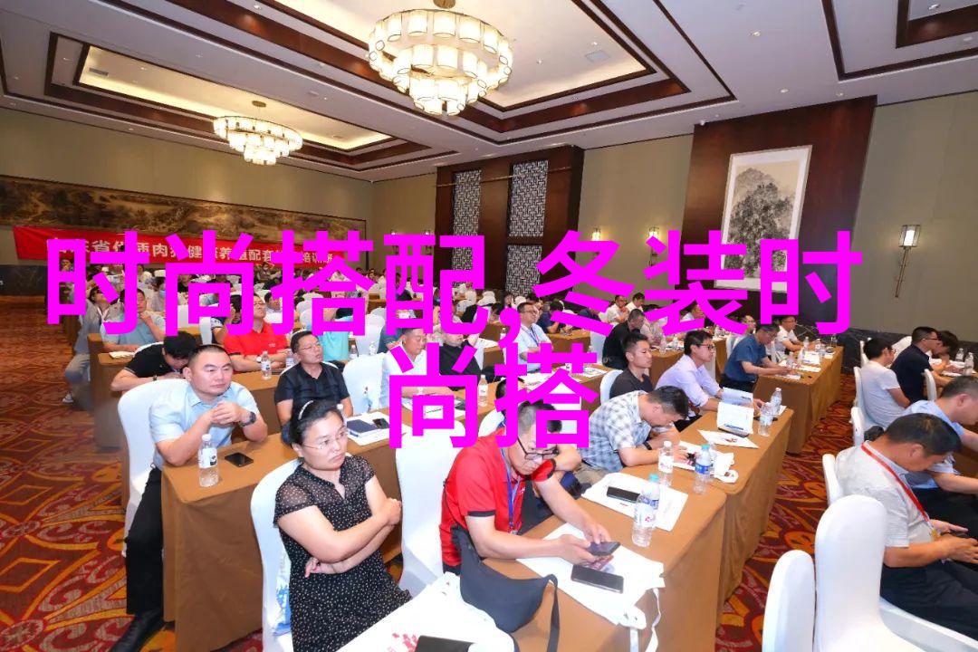 反复叠加的豪华之旅劳斯莱斯汽车首次亮相沈阳网约车市场包揽001号证的双重荣耀