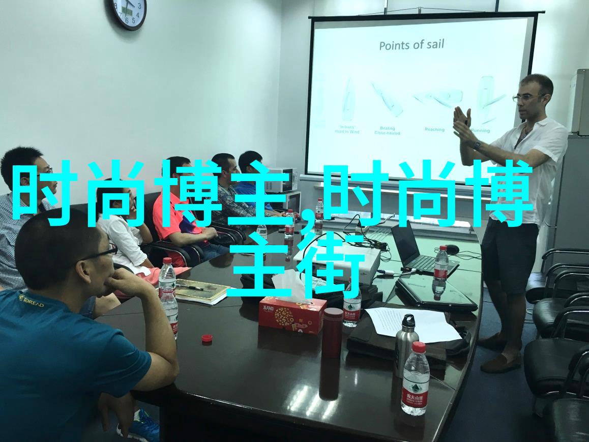 后座狂想公交车里的奇幻艺术展览