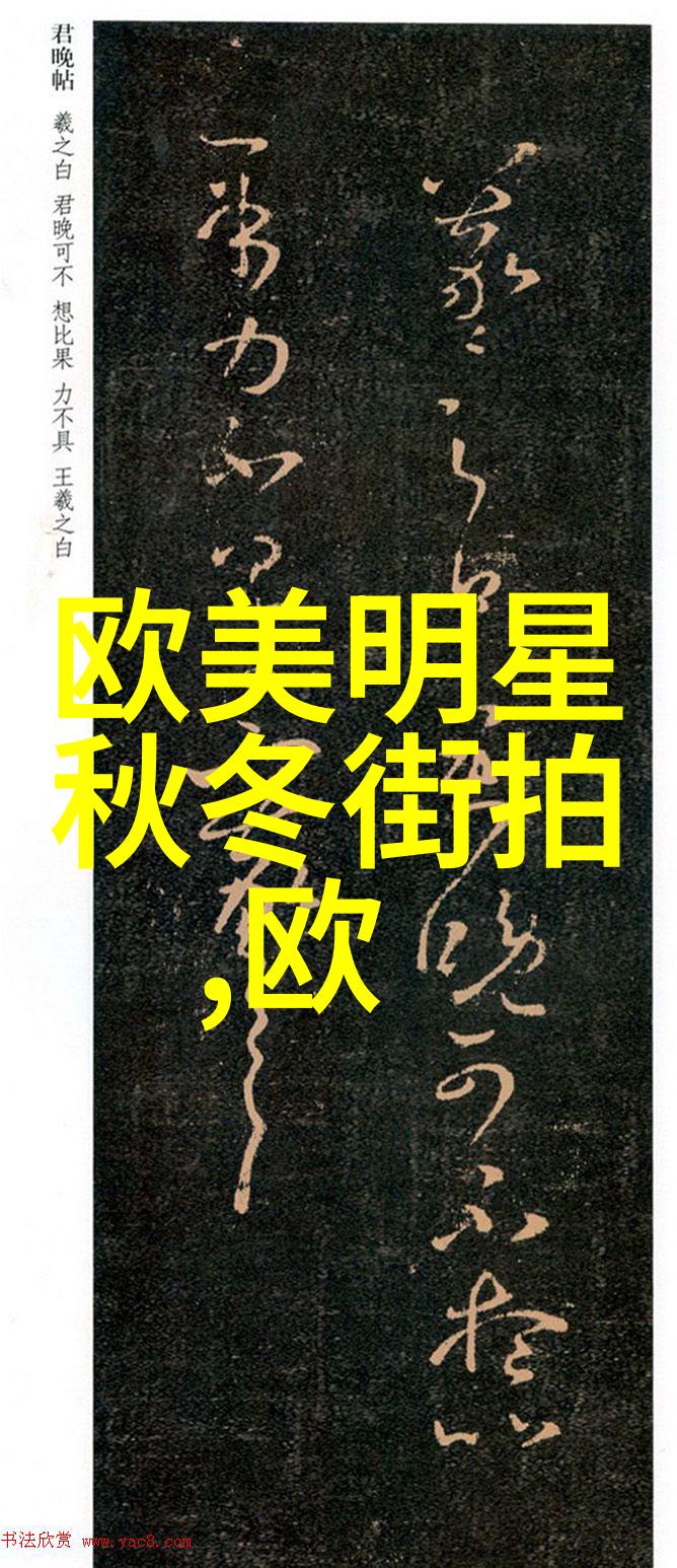 女士春季新色彩如何挑选出色的轻盈女士休闲套装