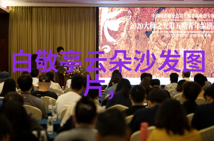 新发型2022女图片来看我最新的造型吧
