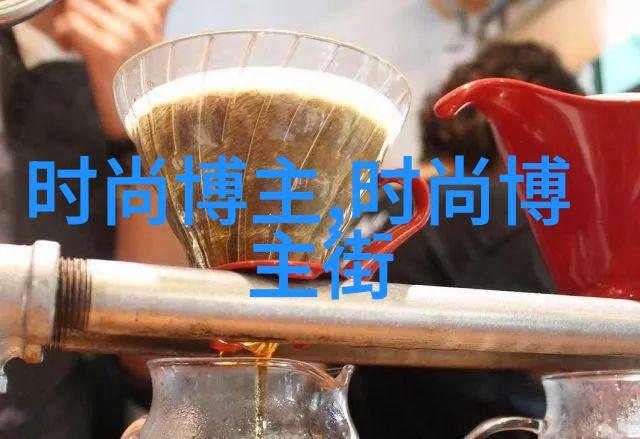 青梅竹马恋情纠葛青梅竹马之间的浪漫复杂情感