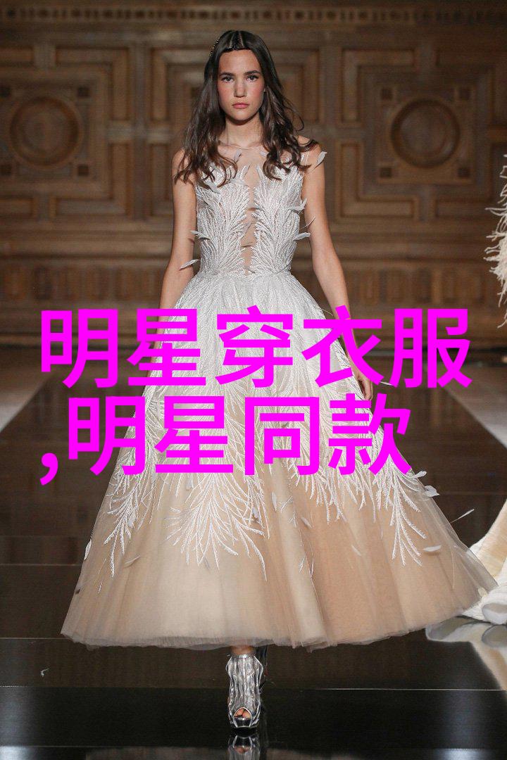 短发发型女减龄 - 剪短发轻松减龄探索女性简约时尚的秘密