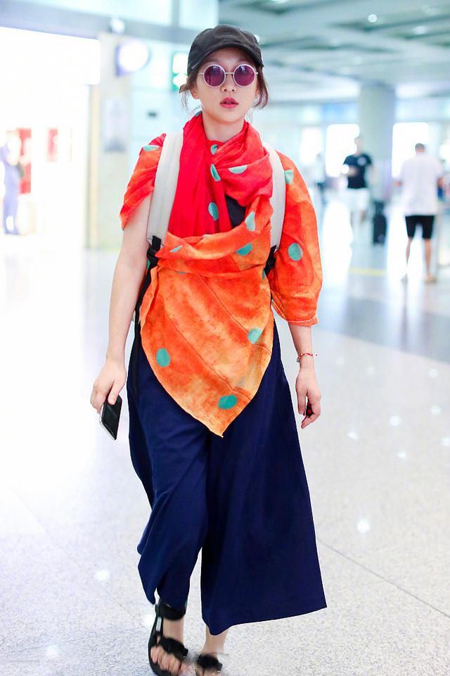 明星穿搭街拍_明星时尚街拍_明星街头穿搭