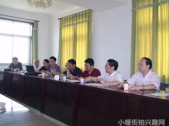城市街头你的时尚街拍